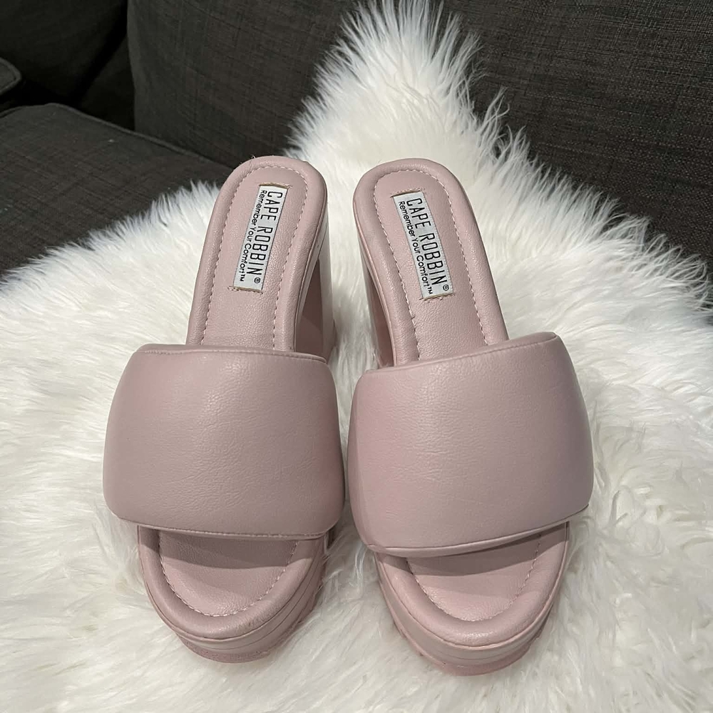 Cape Robbin Women's Pink Slide Sandals